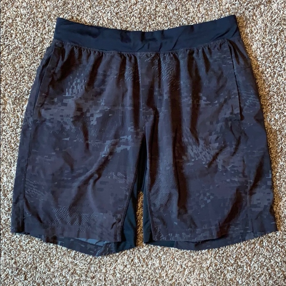Lululemon T.H.E. 9” short